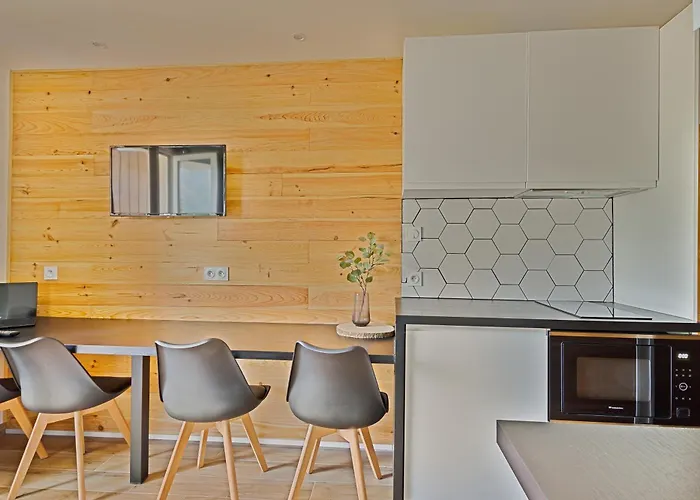 Studio De Charme Avec Vue Sur Le Val D\'Allos, Parking Et Wifi Gratuit